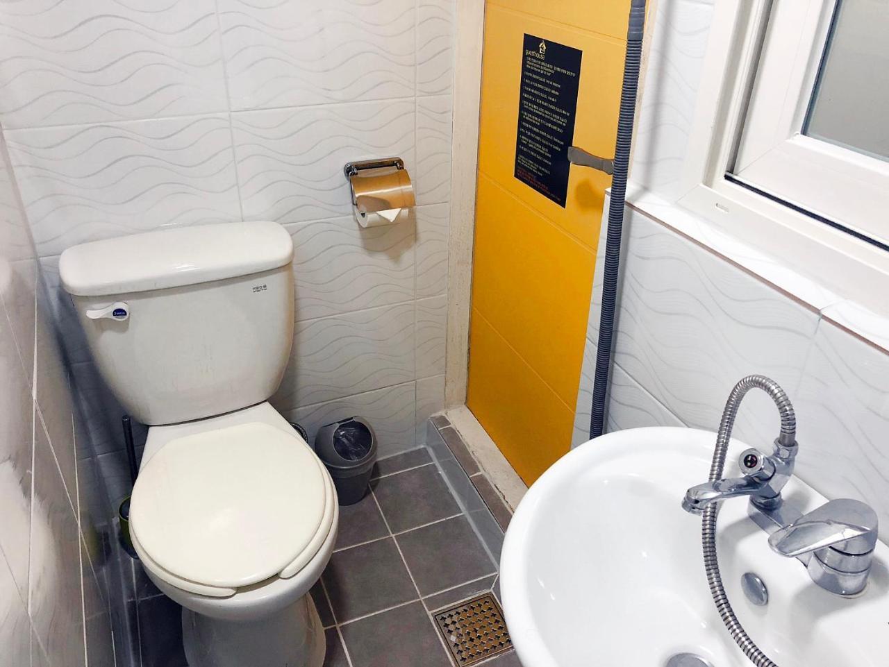 24 Jongno Tower Guest house Seoul