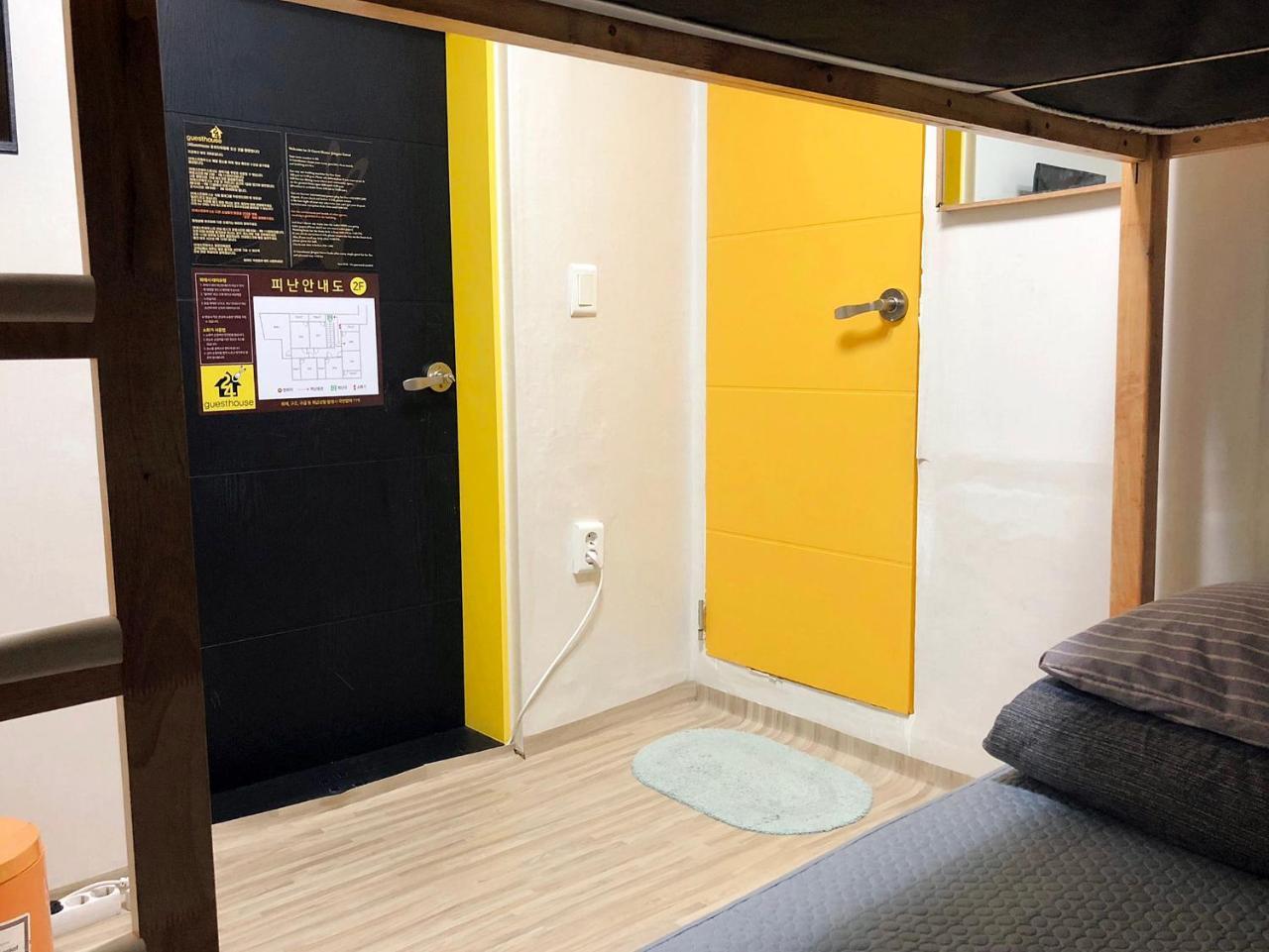 24 Jongno Tower Guest house