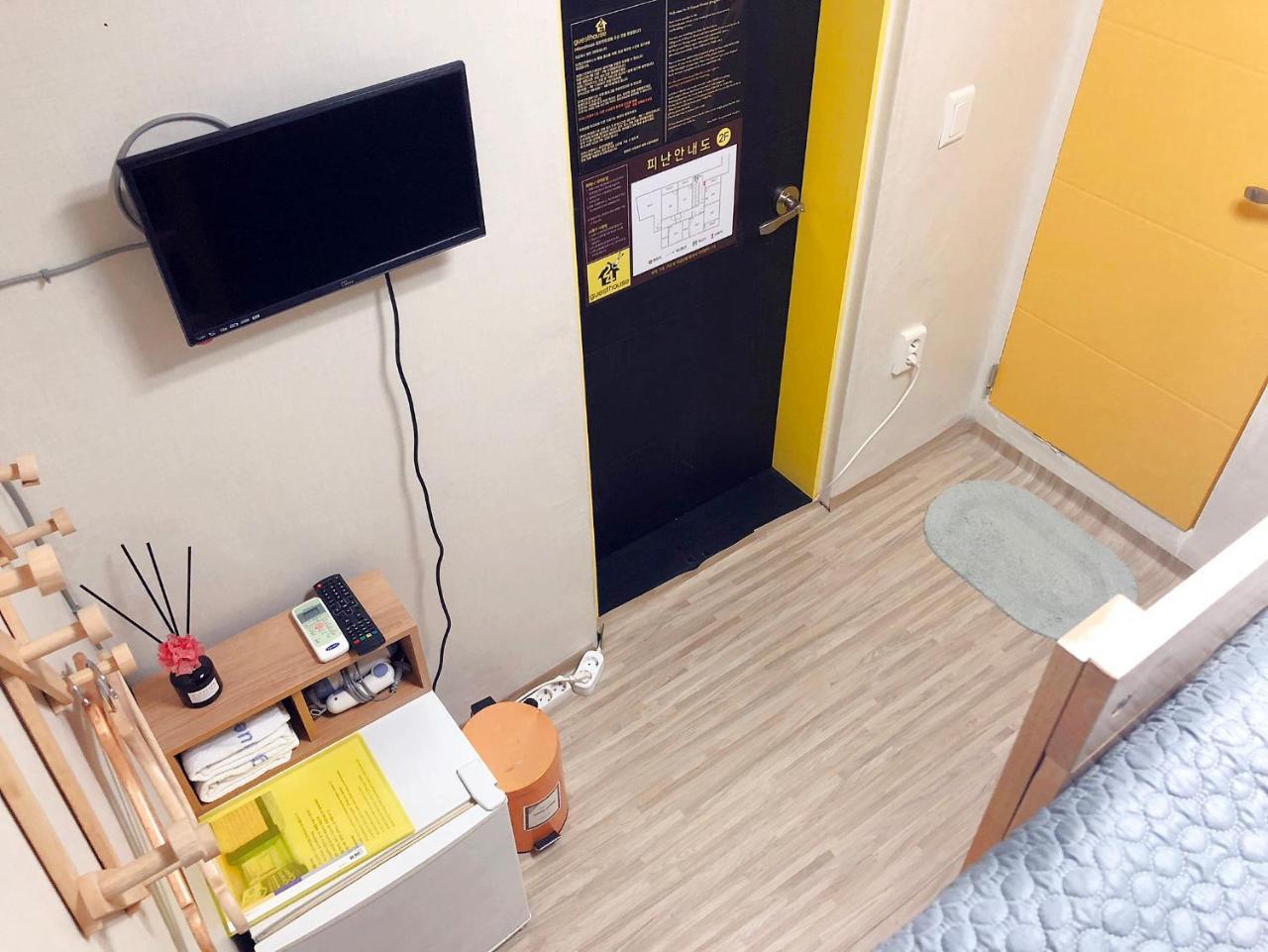 Guest house 24 Jongno Tower Seoul